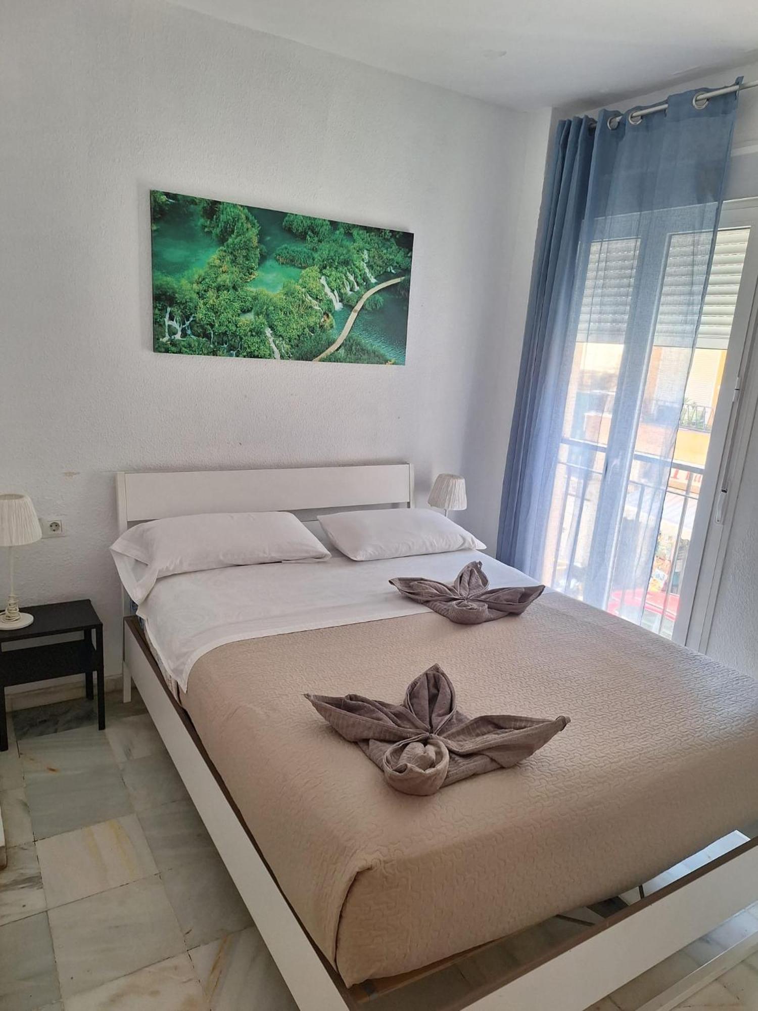 Apartamentos Centro Picasso Málaga Exteriör bild